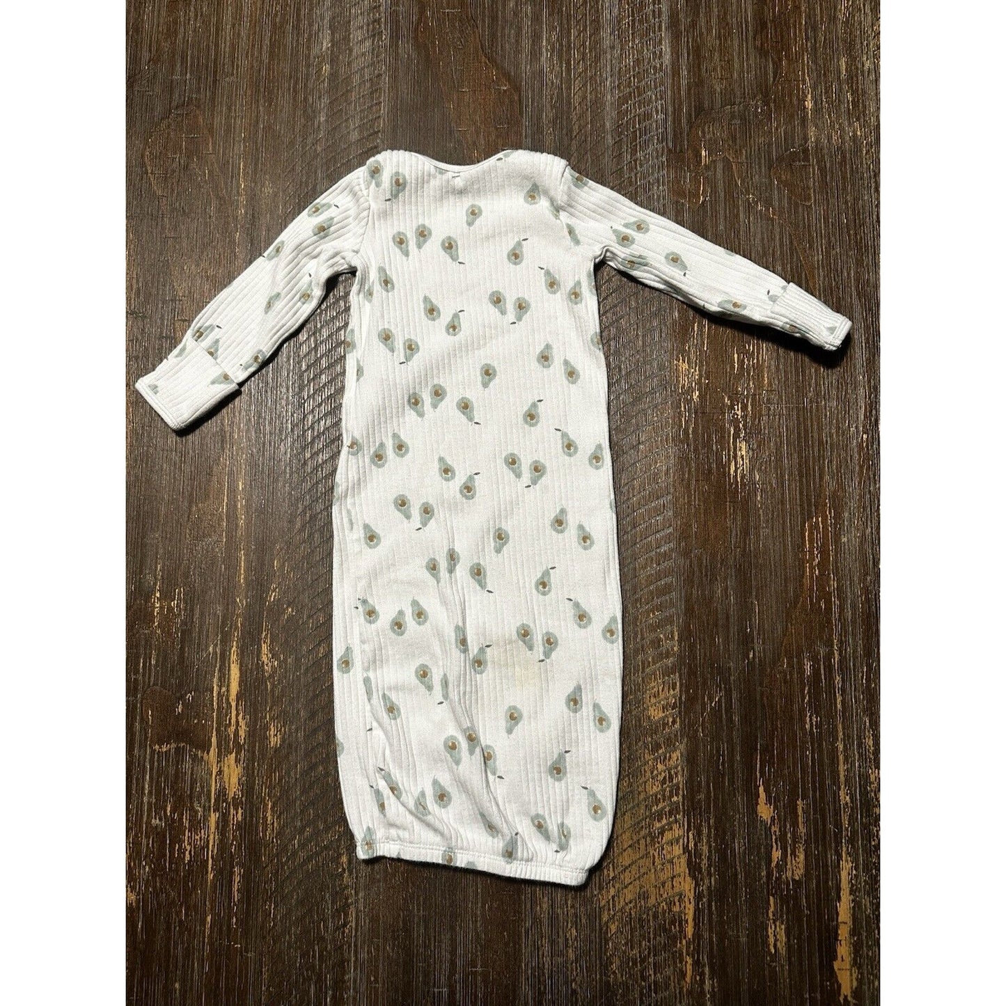 Carter’s Body Suit Size 0-3 Month