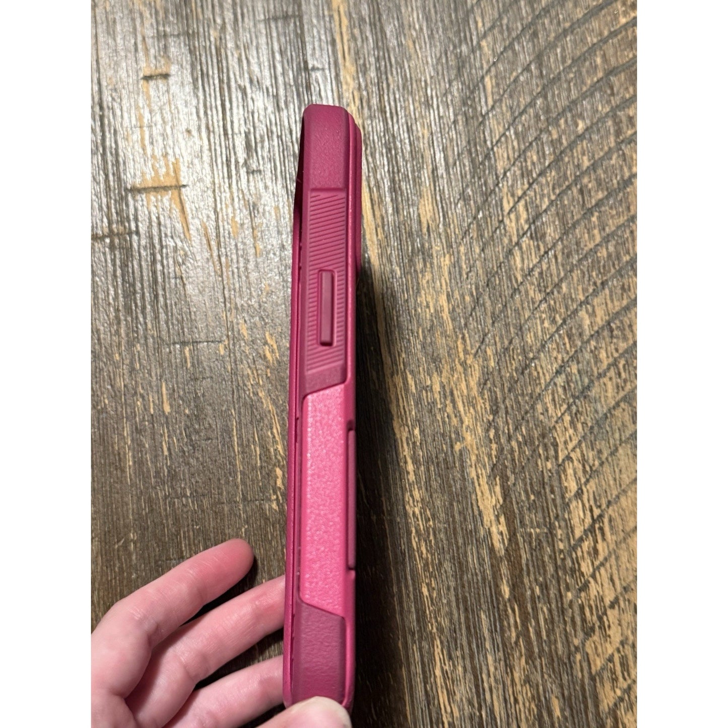 OtterBox iPhone 14 Pro Commuter Series Case Pink