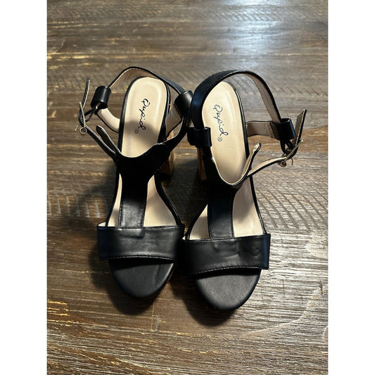 Qupid Wedges Size 6