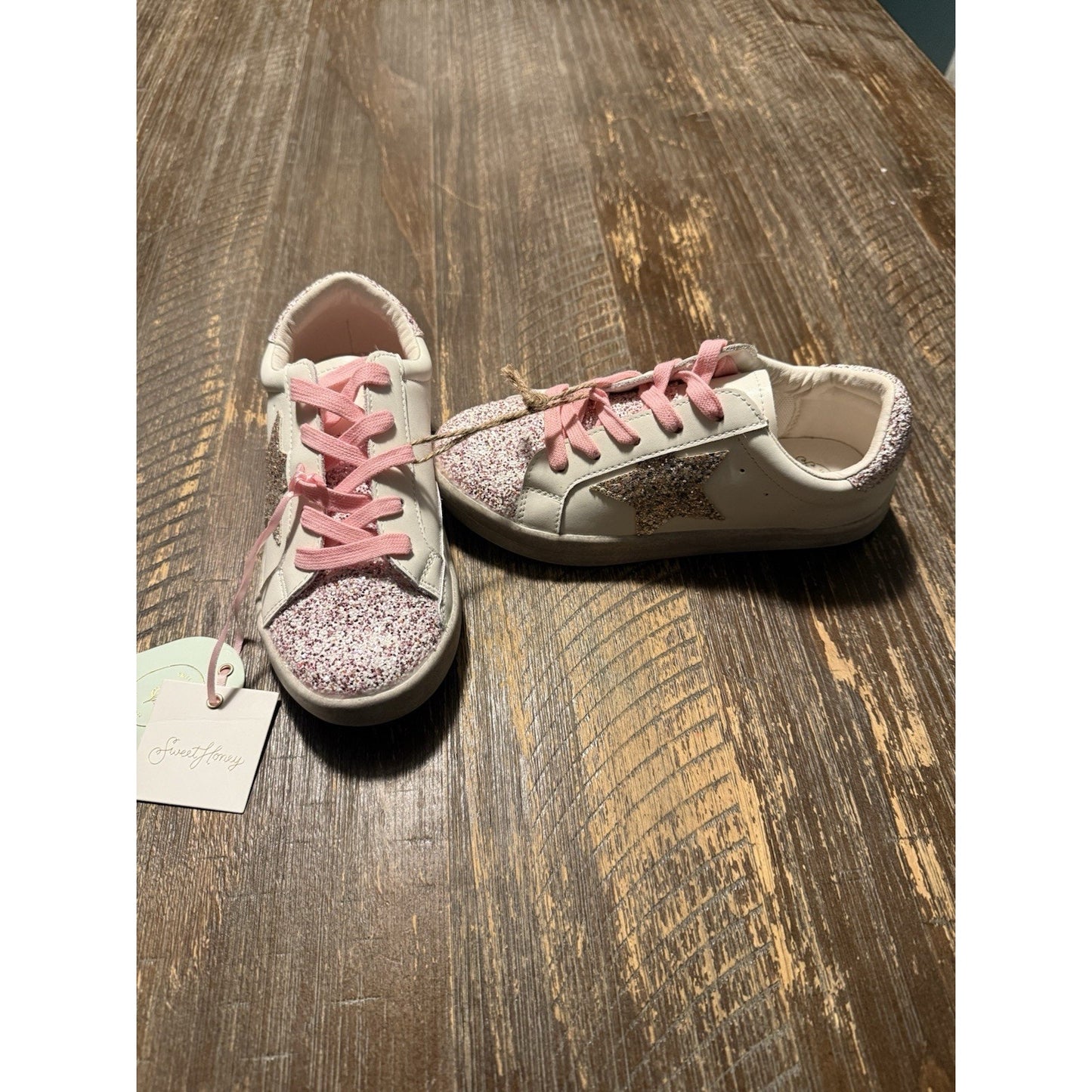 Sweet Honey Girl’s Sneakers Size 3Y